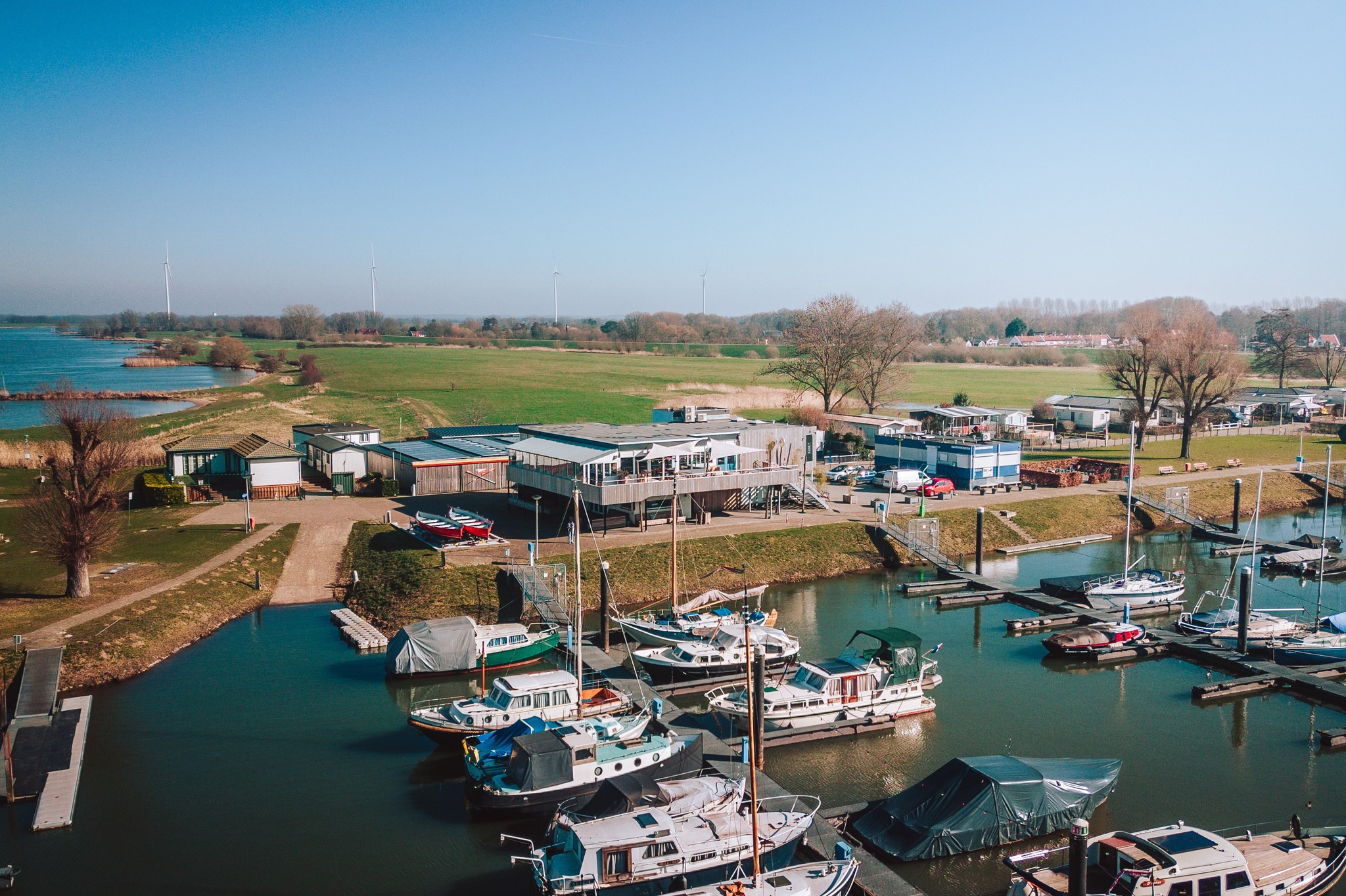 Kade7 vanuit de lucht — haven Culemborg
